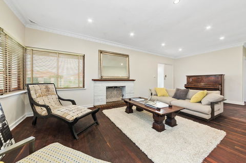 Inglewood Comfort - Accommodation Gladstone 0