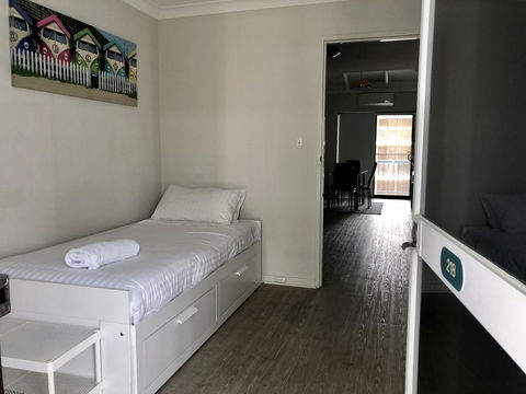 West Beach Lagoon 218 - Outstanding Value! - Accommodation Gladstone 5