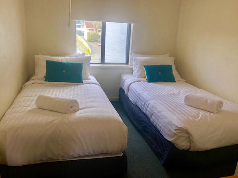 West Beach Lagoon 114 â€“ Ocean Views - Accommodation Gladstone 7