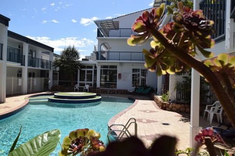 West Beach Lagoon 114 â€“ Ocean Views - Accommodation Gladstone 14