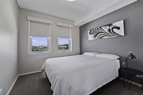 Luxury Suite Bunbury - Accommodation Gladstone 13