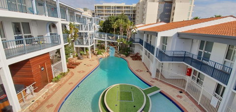 West Beach Lagoon 208 â€“ Great Value! - Accommodation Gladstone 0