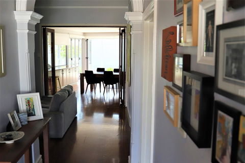 Fremantle Heritage Home For You To Enjoy! - Accommodation Gladstone 4