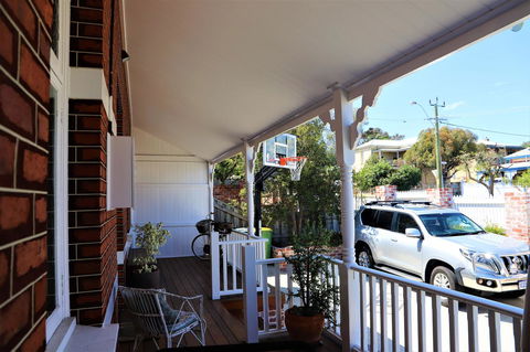 Fremantle Heritage Home For You To Enjoy! - Accommodation Gladstone 6