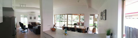 Stableford Cottage Holiday Home Dunsborough - Accommodation Gladstone 16