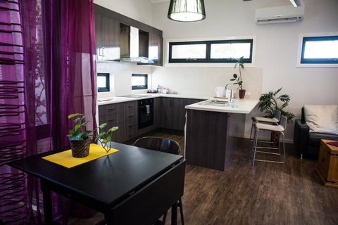 Como Retreat - Two Bedroom Villa - Accommodation Gladstone 21