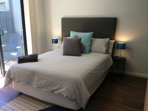 Como Retreat - Two Bedroom Villa - Accommodation Gladstone 7