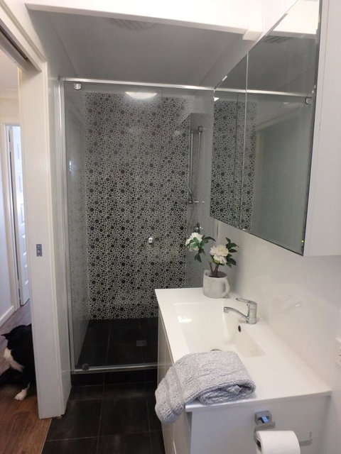 Como Retreat - Two Bedroom Villa - Accommodation Gladstone 24