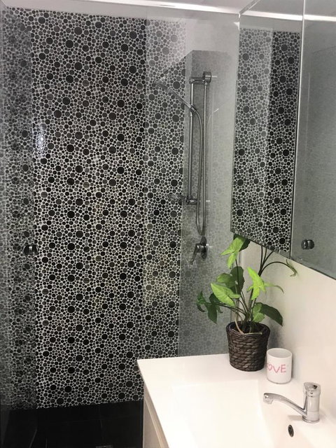 Como Retreat - Two Bedroom Villa - Accommodation Gladstone 9