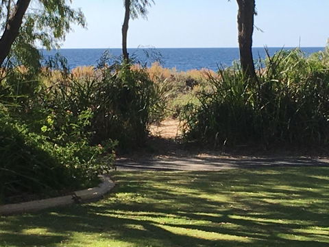 Geographe Bay Apartment - Accommodation Gladstone 14