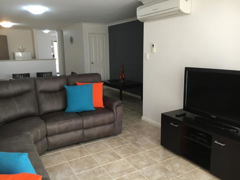 Geographe Bay Apartment - Accommodation Gladstone 1