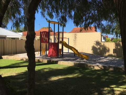 Geographe Bay Apartment - Accommodation Gladstone 8