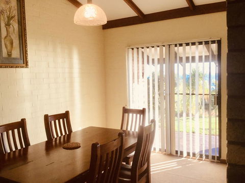 Geraldton Holliday Villas - Accommodation Gladstone 29