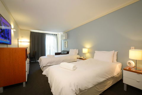 Sullivans Hotel - Accommodation Gladstone 16