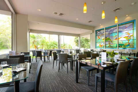 Sullivans Hotel - Accommodation Gladstone 8