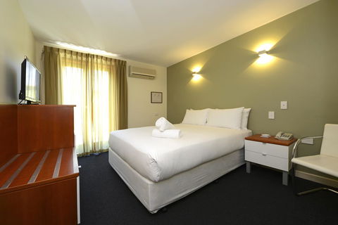 Sullivans Hotel - Accommodation Gladstone 30