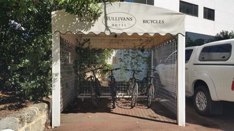 Sullivans Hotel - Accommodation Gladstone 36