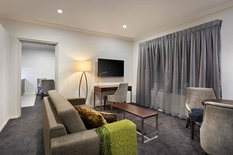 Attika Hotel - Accommodation Gladstone 3