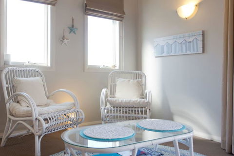 Fremantle Local Beach Studio - Accommodation Gladstone 15