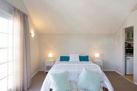 Fremantle Local Beach Studio - Accommodation Gladstone 14