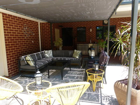 Seatrees Accommodation - Accommodation Gladstone 2