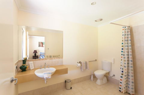 Seatrees Accommodation - Accommodation Gladstone 13