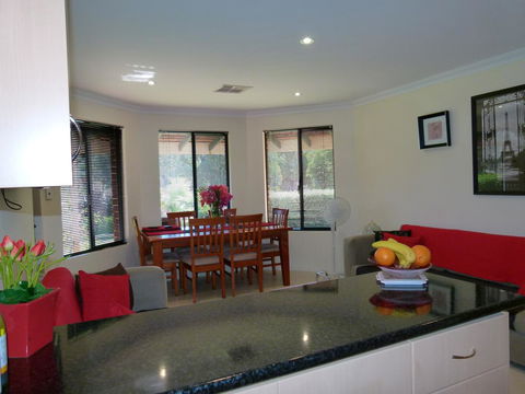 Seatrees Accommodation - Accommodation Gladstone 18