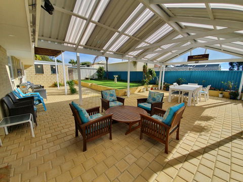Palm Beach Bed & Breakfast - Accommodation Gladstone 23