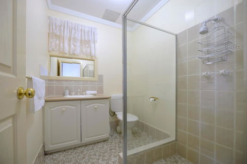 Palm Beach Bed & Breakfast - Accommodation Gladstone 32