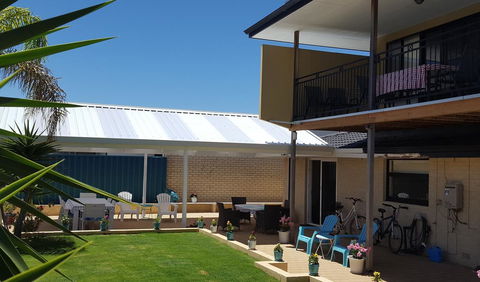 Palm Beach Bed & Breakfast - Accommodation Gladstone 2