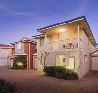 Cooper Street - Accommodation Gladstone
