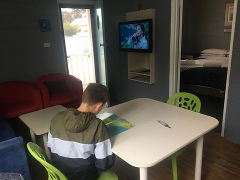Esperance Central Accommodation - Accommodation Gladstone 7