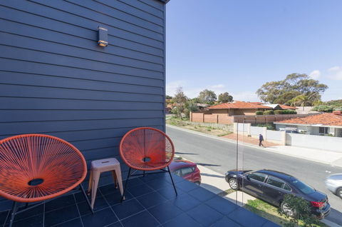 Sunset Place Apartments - Accommodation Gladstone 19