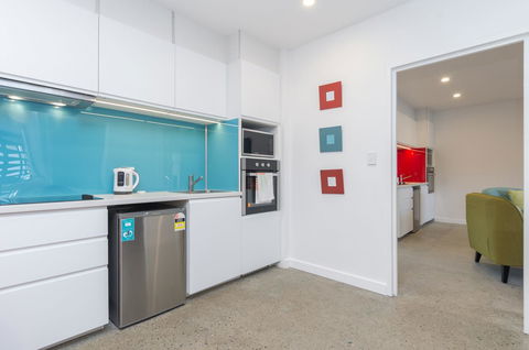Sunset Place Apartments - Accommodation Gladstone 5