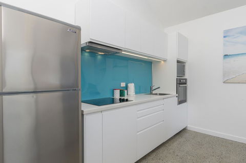 Sunset Place Apartments - Accommodation Gladstone 40
