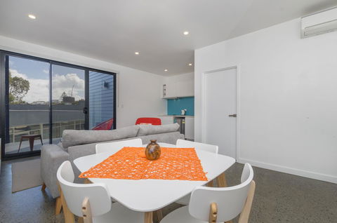 Sunset Place Apartments - Accommodation Gladstone 18