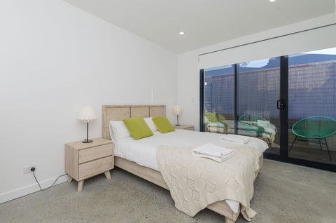 Sunset Place Apartments - Accommodation Gladstone 25