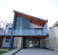 Sunset Place Apartments - Accommodation Gladstone