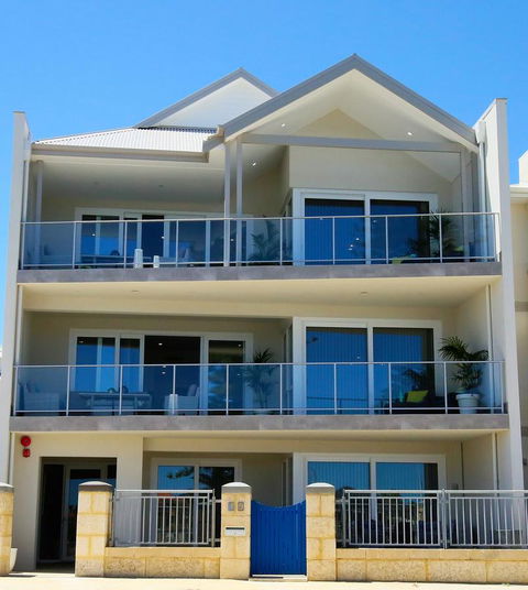 Studio Style Mindarie Marina - Accommodation Gladstone 9