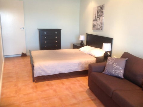 Waterside Canal Dreams - Accommodation Gladstone 20
