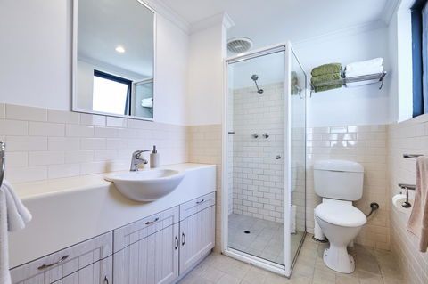 Fremantle Townhouse Unit 6 - Accommodation Gladstone 9