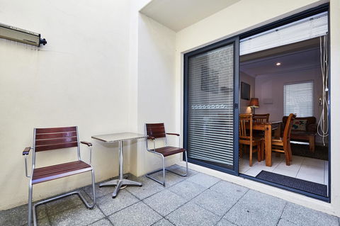 Fremantle Townhouse Unit 6 - Accommodation Gladstone 2