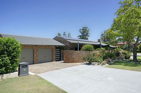 Marcus Villa Booragoon - Accommodation Gladstone 5