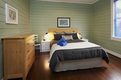Albany Harbourside Apartments And Houses - Accommodation Gladstone 41