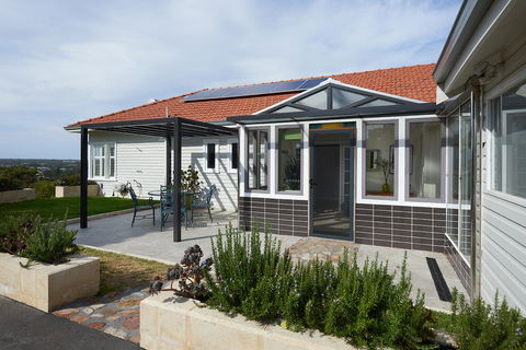 Albany Harbourside Apartments And Houses - Accommodation Gladstone 11