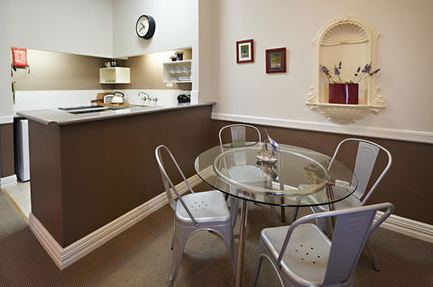 Albany Harbourside Apartments And Houses - Accommodation Gladstone 17