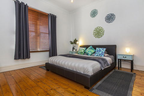 The Hub Fremantle - Accommodation Gladstone 4