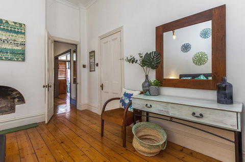 The Hub Fremantle - Accommodation Gladstone 5