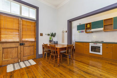 The Hub Fremantle - Accommodation Gladstone 2