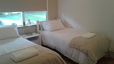 Abbivale Farm Cottage - Accommodation Gladstone 16